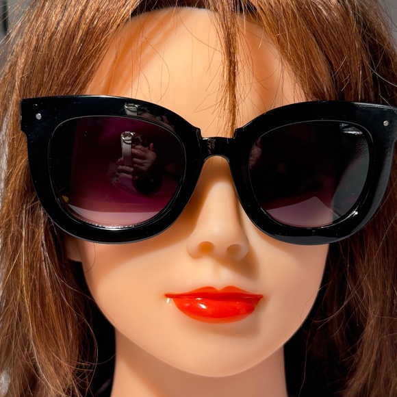 1636 NEW Oversized Black Cat Eye Sunglasses UV Protection Sexy Chic Style - Picture 1 of 9